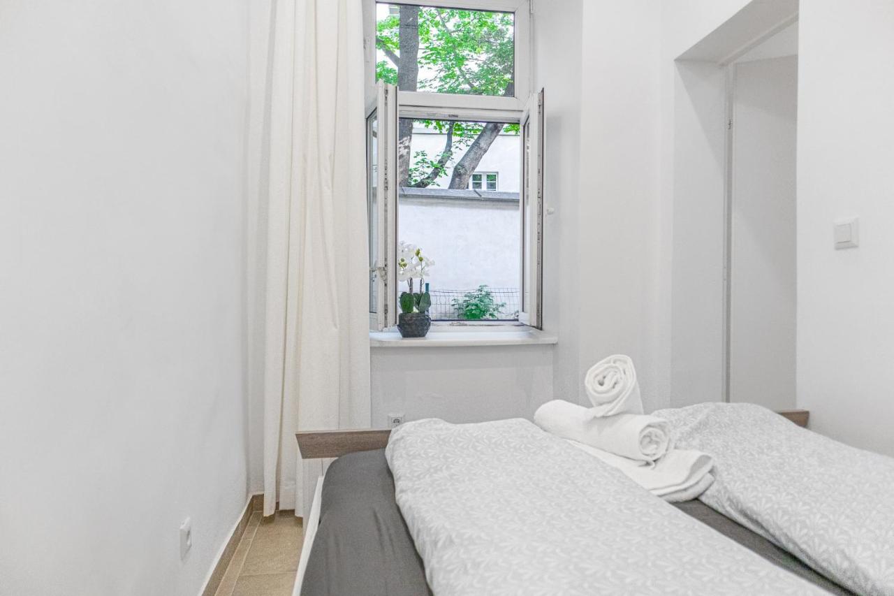 9 Min From City Center - Beautiful Studio Near U1 Reumannplatz Vienna Luaran gambar