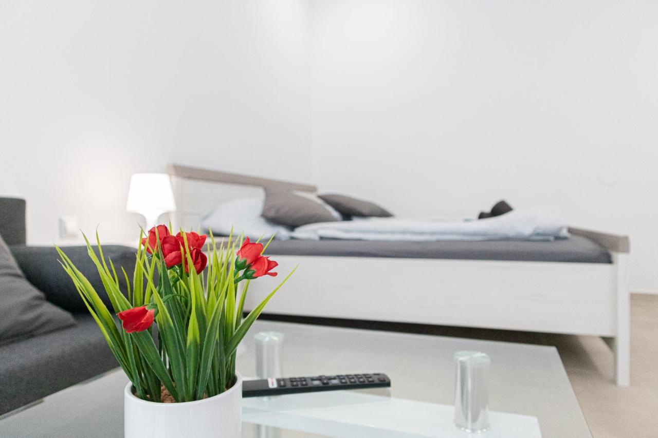 9 Min From City Center - Beautiful Studio Near U1 Reumannplatz Vienna Luaran gambar